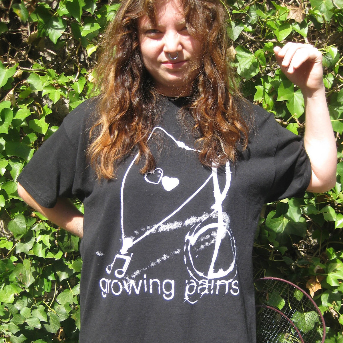 black necklace t-shirt