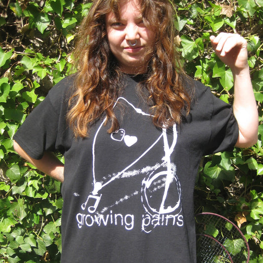 black necklace t-shirt